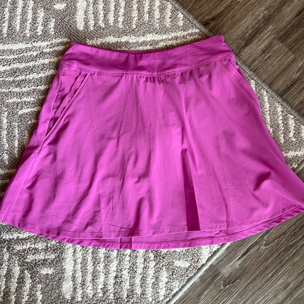 Women’s Under Armour Athletic Skort Size XS